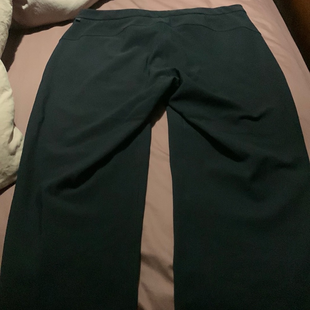 Lululemon workout pants